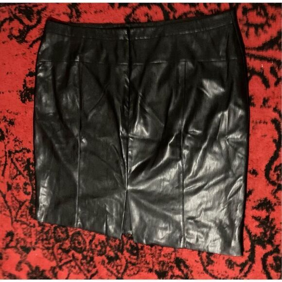 Womens Faux Leather Studded Gorgeous Skirt SZ 24 3XL Plus - Picture 4 of 16